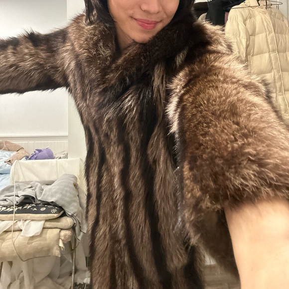 Fur coat - Picture 1 of 5